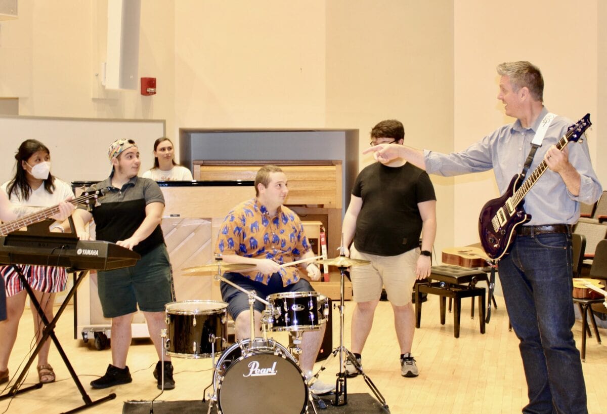 Bryan Powell teaching class