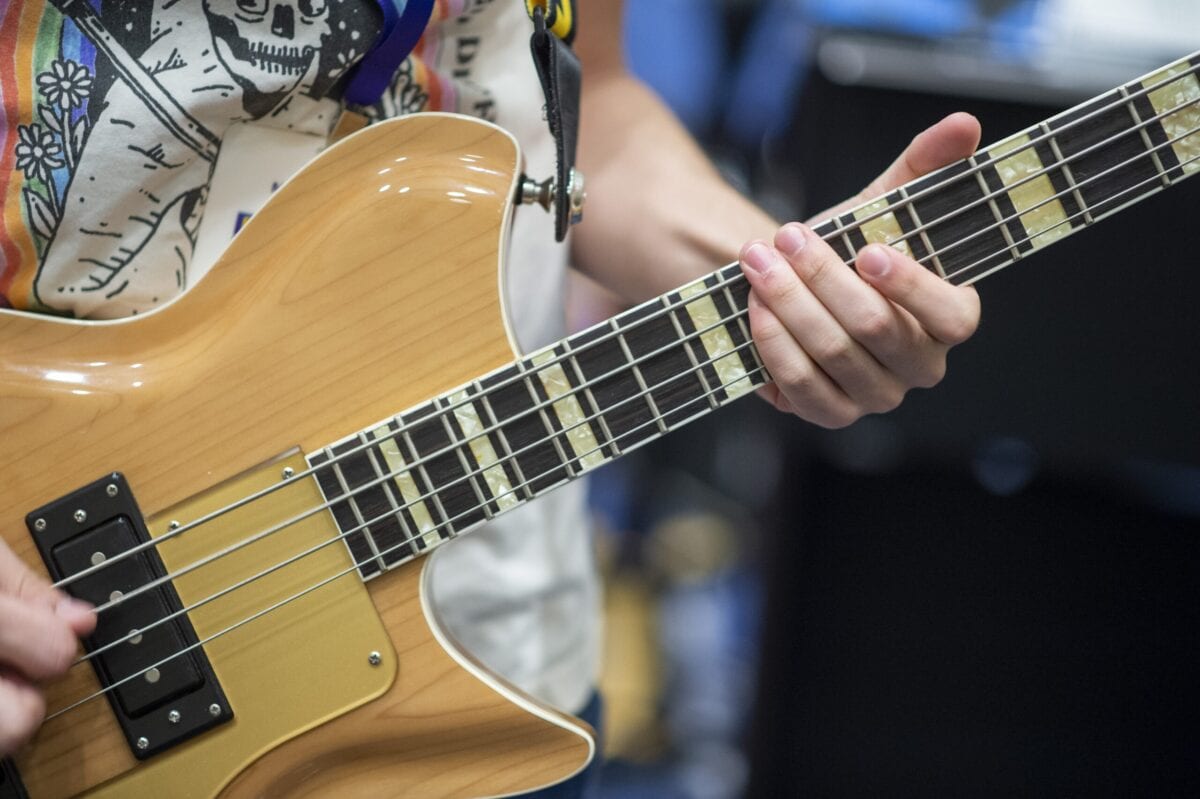 guitar 2022 ANHE modern band