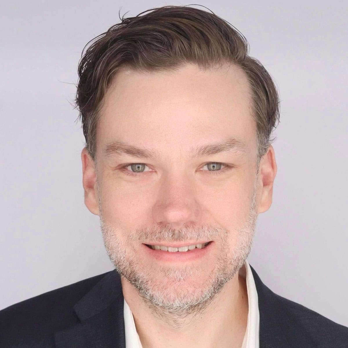 Sean Powell headshot