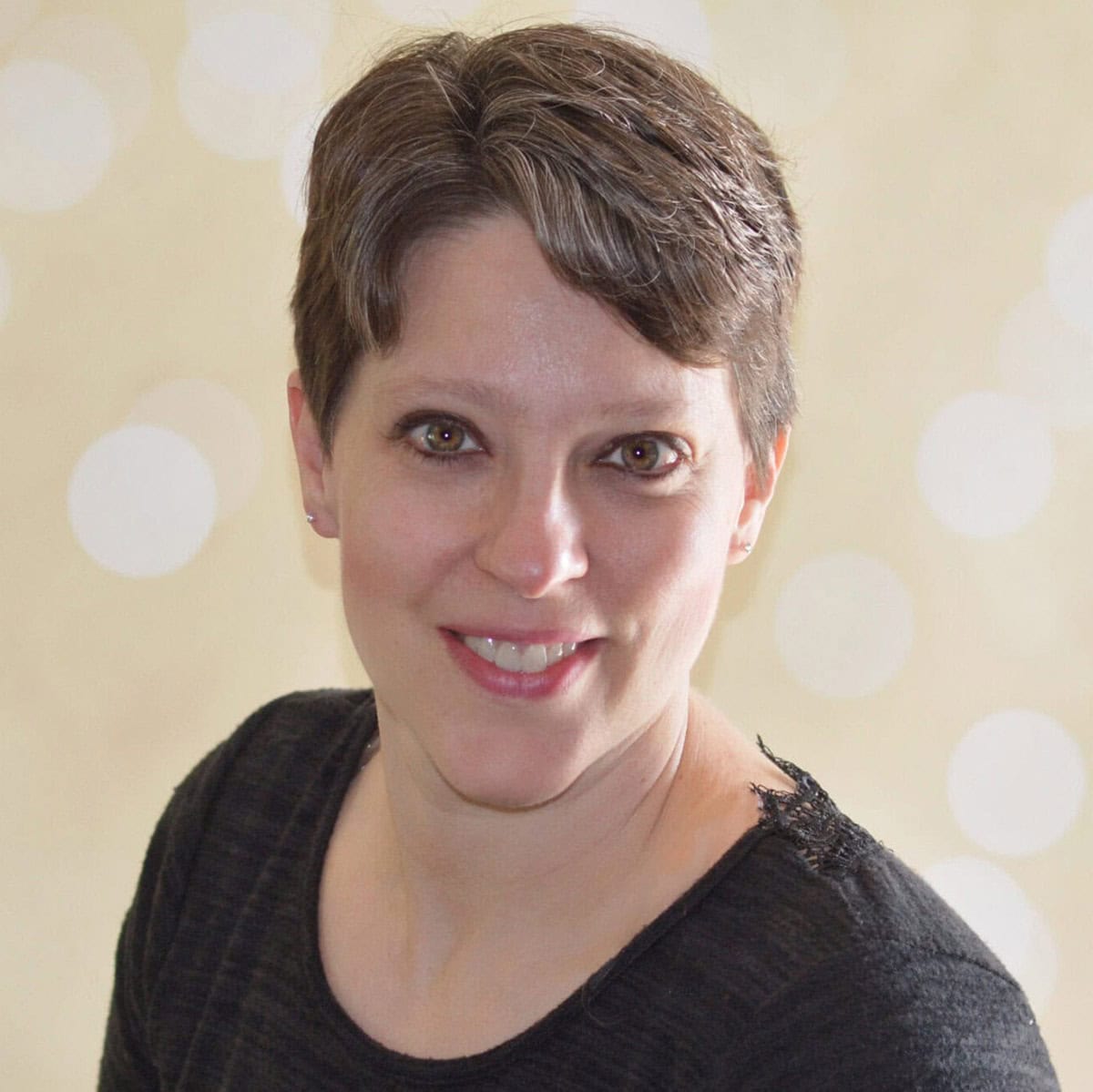Summer Miller headshot