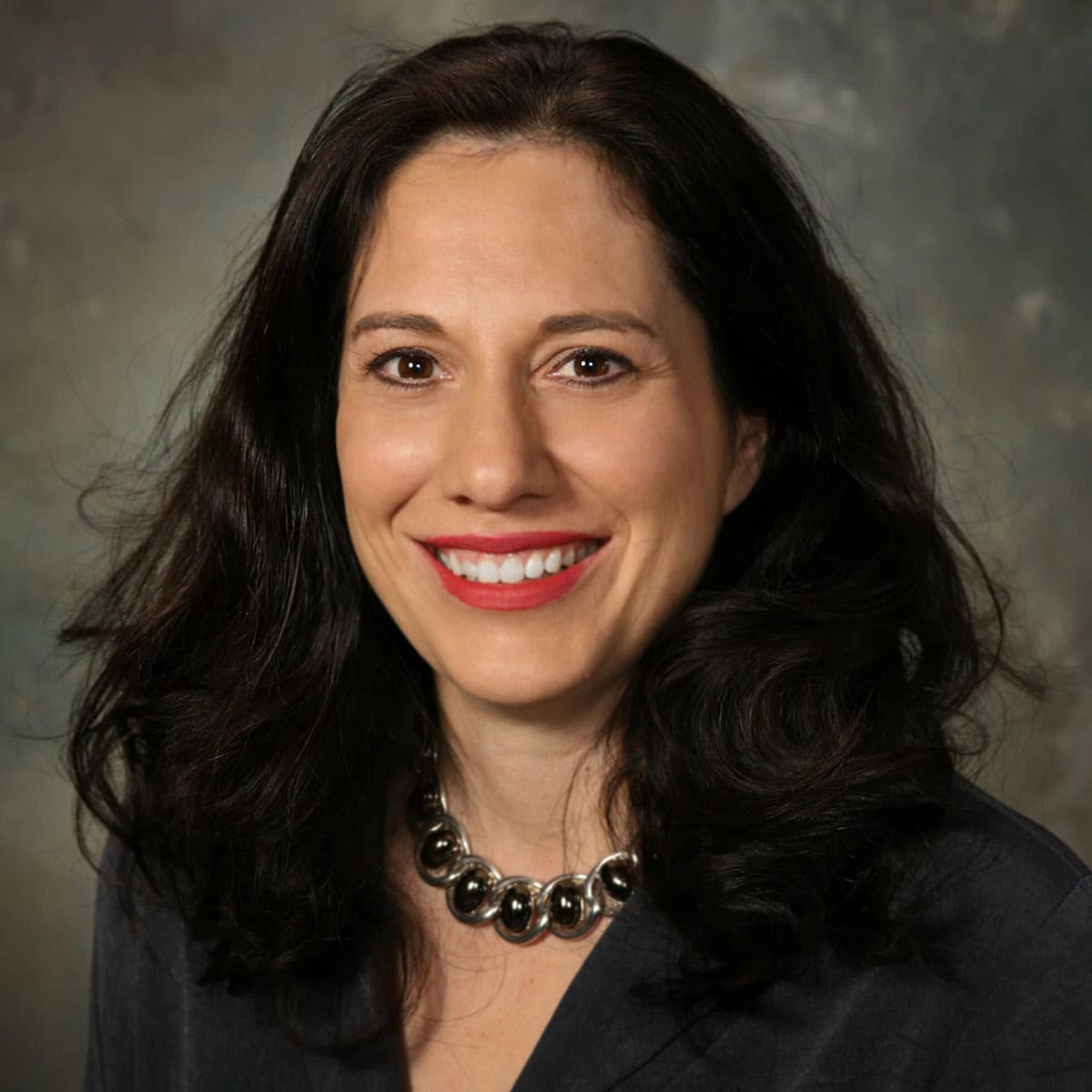 Wendy Reeves headshot