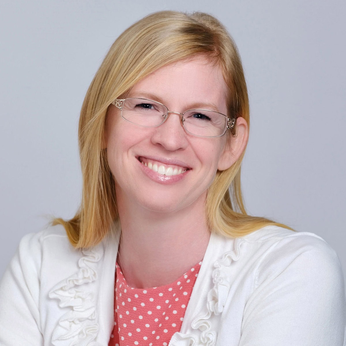 Erin Bailey headshot
