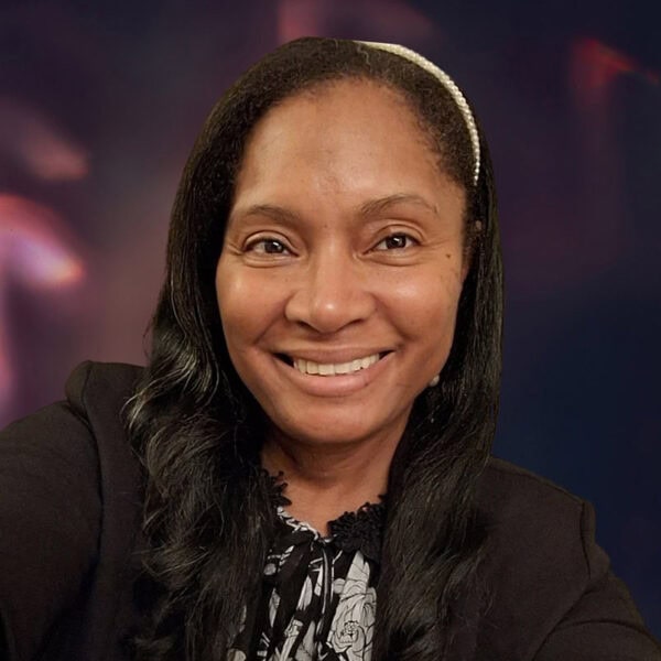 Sheila Smith headshot