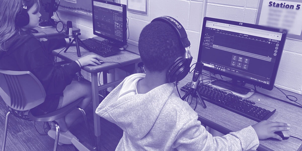 Student using an Apogee Hype microphone on stand