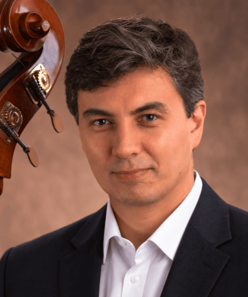 Alex Pershounin headshot